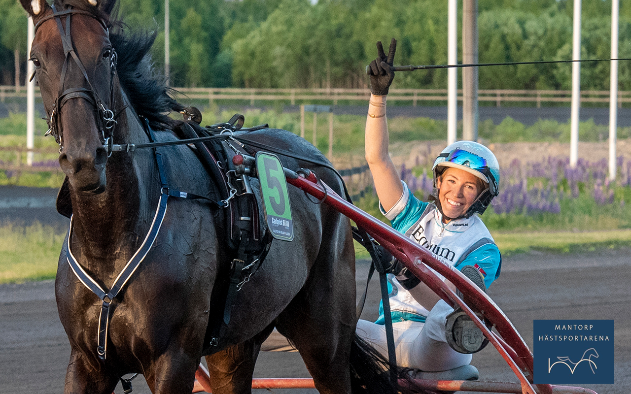 Glada miner efter loppet, då Stephanie J Werder vann med Rutilia. Foto: Gert Andersson